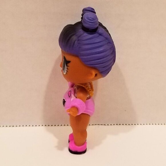 L.O.L. Surprise! Tots Daring Diva Doll & Accessories, EUC - Picture 9 of 9